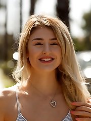 8 pictures - Ksenia Gali Pretty Little Hairs