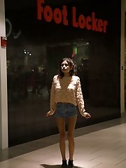 8 pictures - Emelia Pearl Thin And Crispy